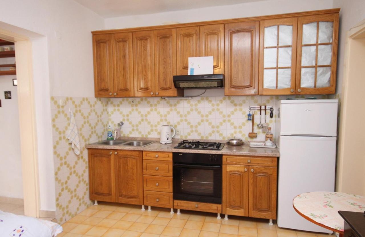 Apartments By The Sea Drasnice, Makarska - 5265 Bagian luar foto